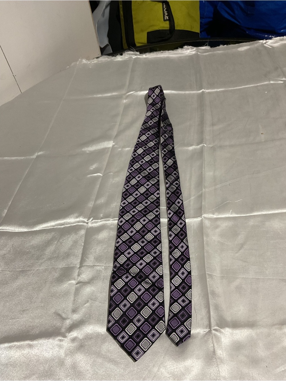 Men's Geometric Purple Silk-Blend Tie with Light Accents
